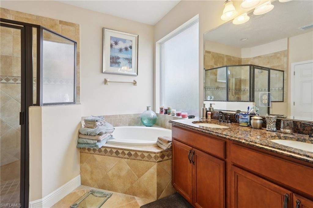 19612 Tesoro Way, Estero, FL 33967 Photo