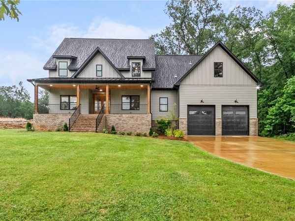 16246 Holly Springs Road, Northport, AL 35475