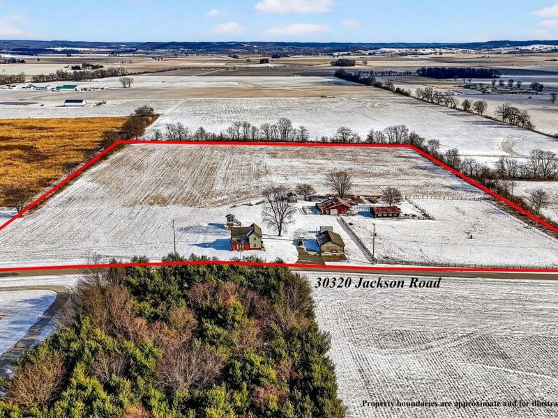 30320 Jackson Road, Kingston, OH 45644 Photo 2