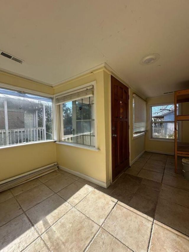 1850 Meeting St Road Photo 10