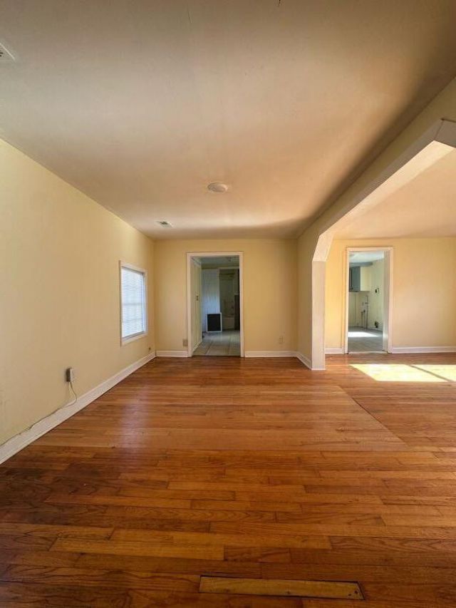 1850 Meeting St Road Photo 5