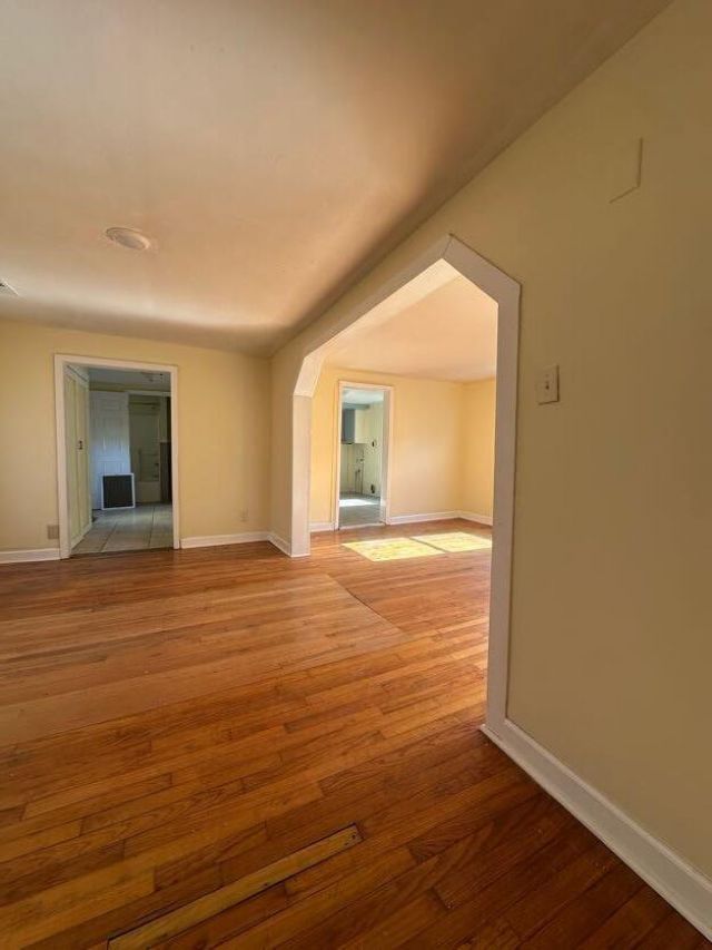 1850 Meeting St Road Photo 6