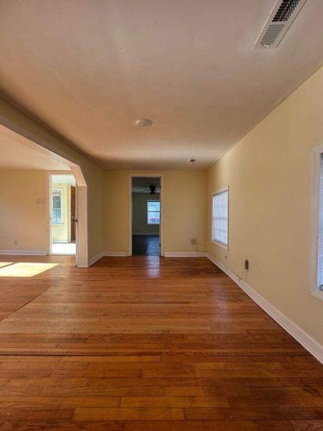 1850 Meeting St Road Photo 7