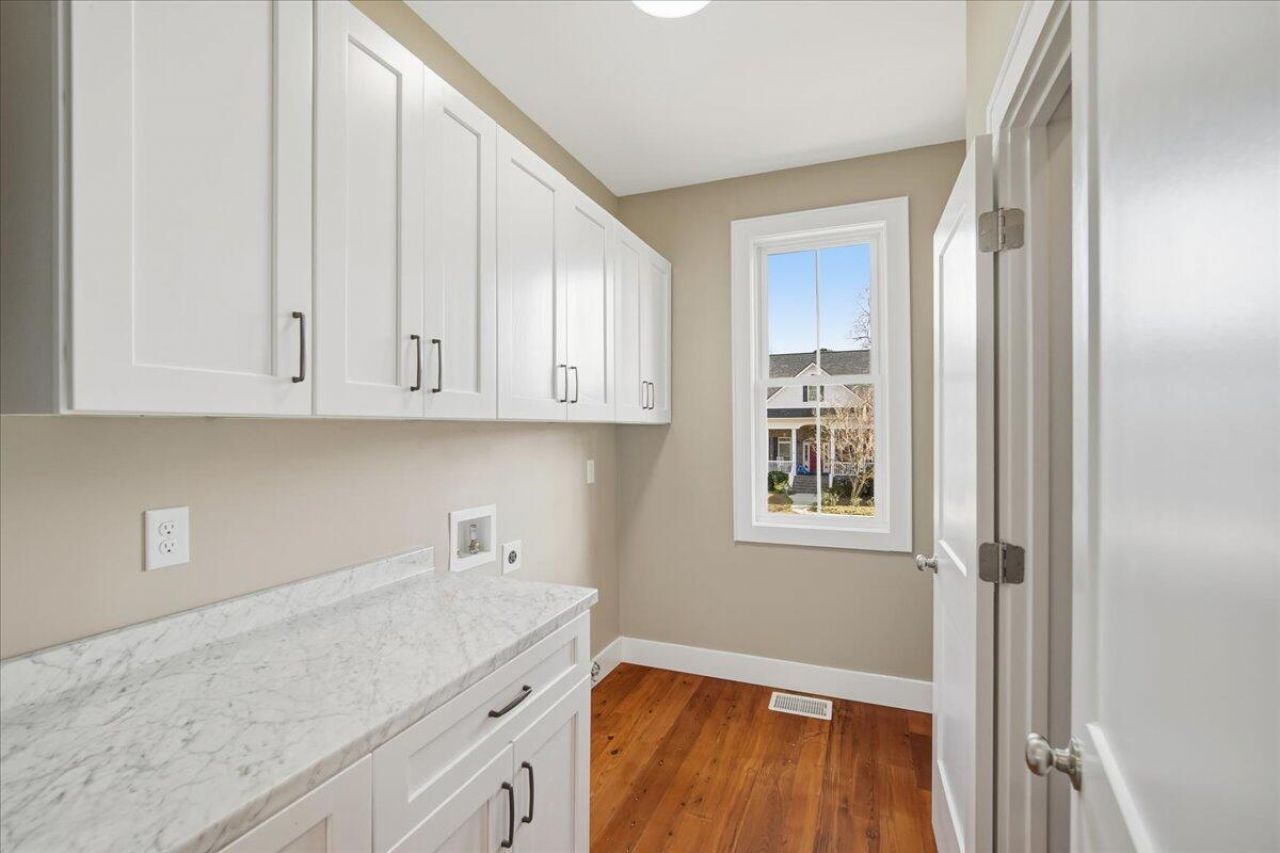 2003 Wharf Landing Court Photo 33