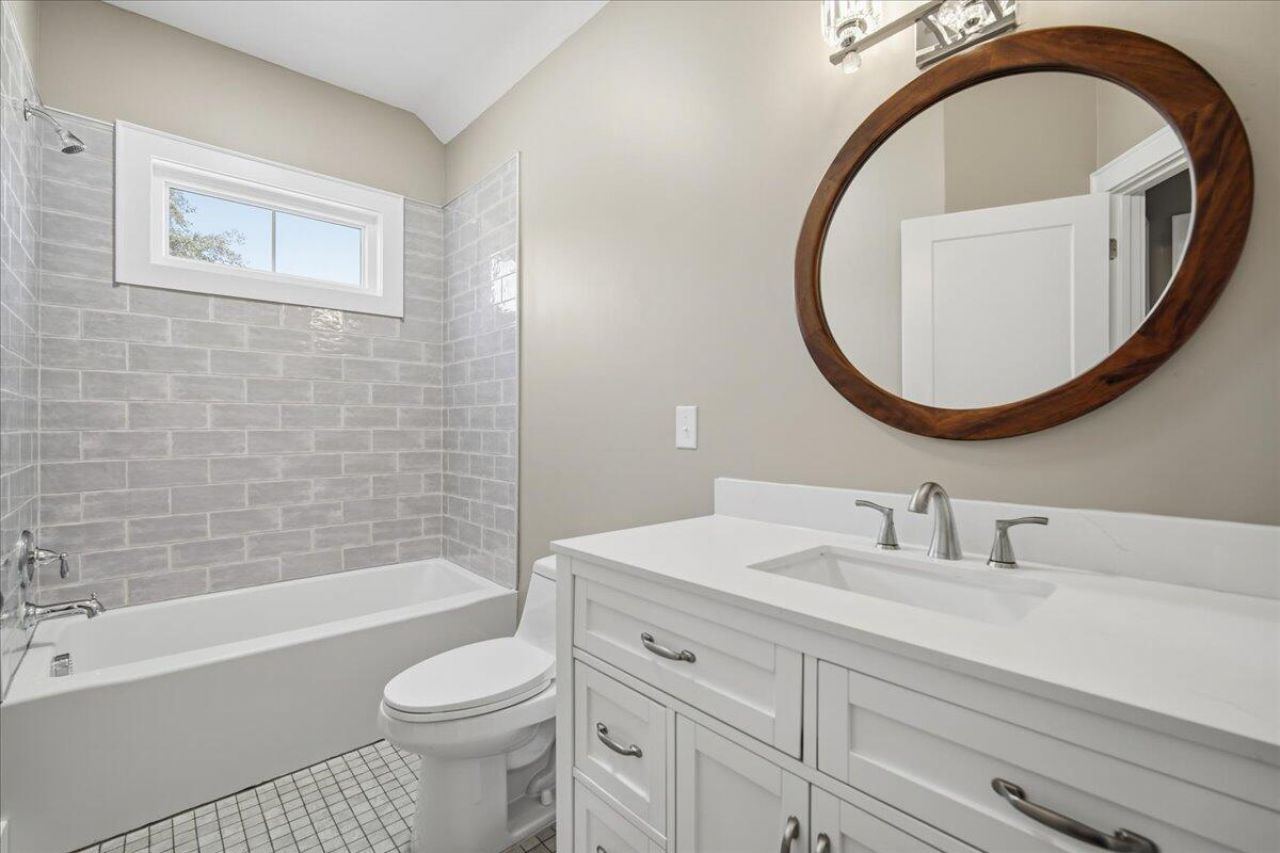 2003 Wharf Landing Court Photo 59