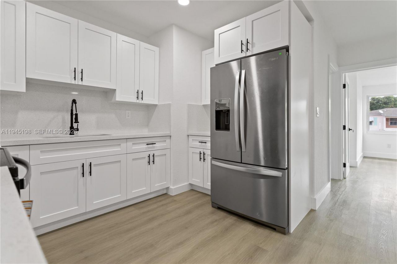 13310 NW 17th Pl, Miami, FL 33167 Photo