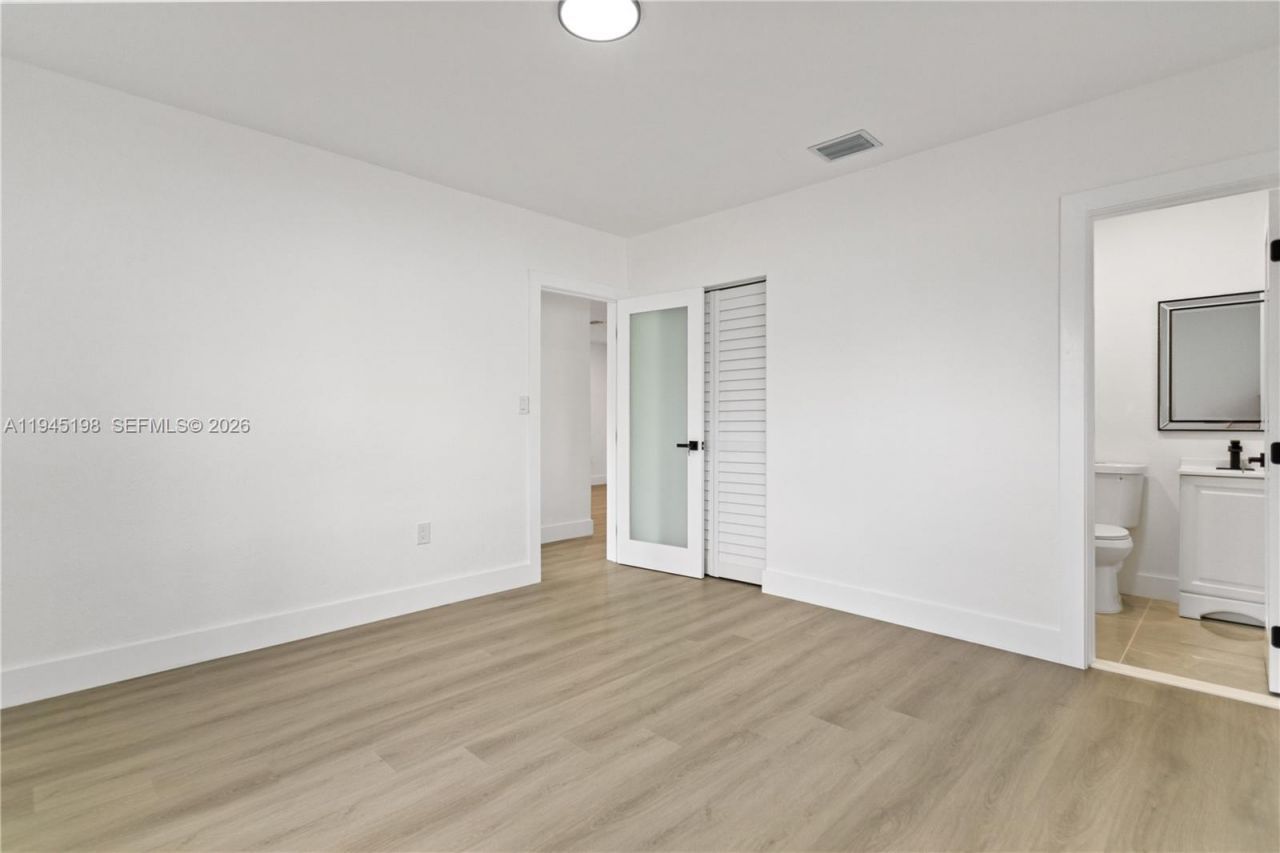 13310 NW 17th Pl, Miami, FL 33167 Photo