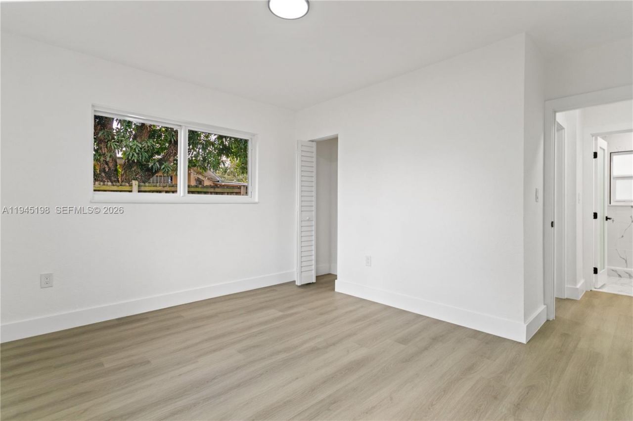 13310 NW 17th Pl, Miami, FL 33167 Photo