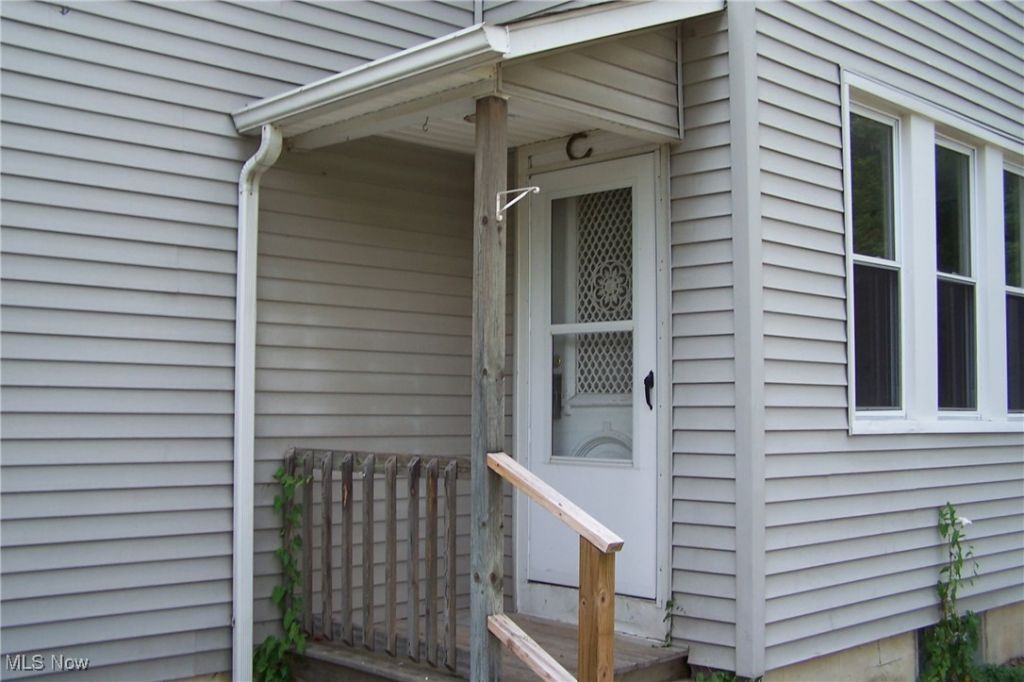 15962 Pierce Street, Unit B, Middlefield, OH 44062 Main Photo