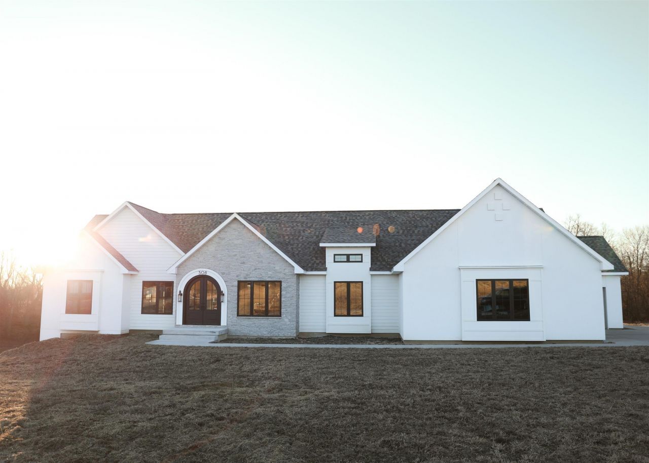 308 Arrowhead Ridge Road, Denver, IA 50622 Main Photo