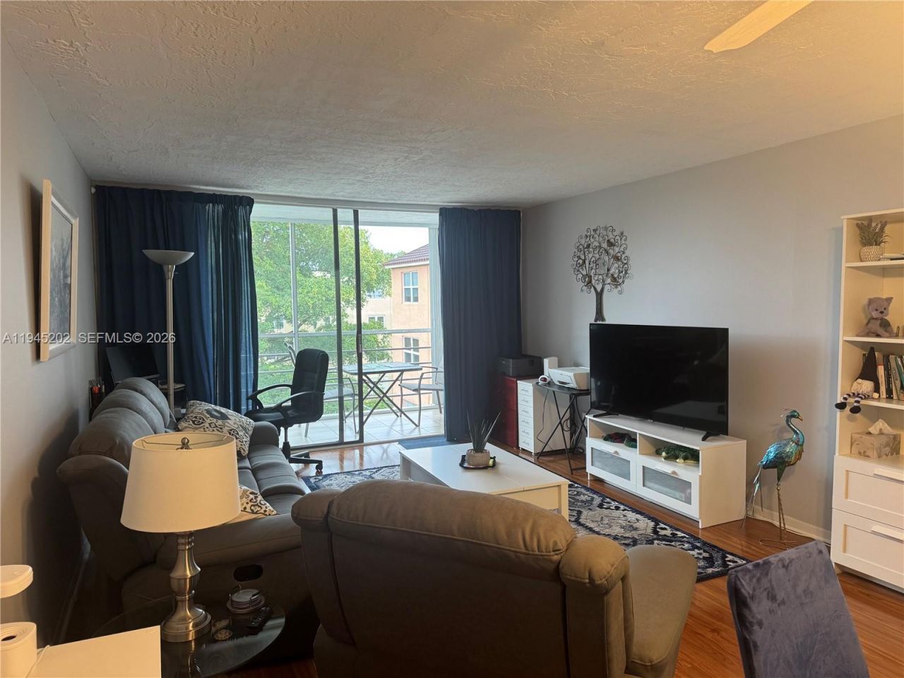 2861 Somerset Dr , Unit 409, Lauderdale Lakes, FL 33311 Photo