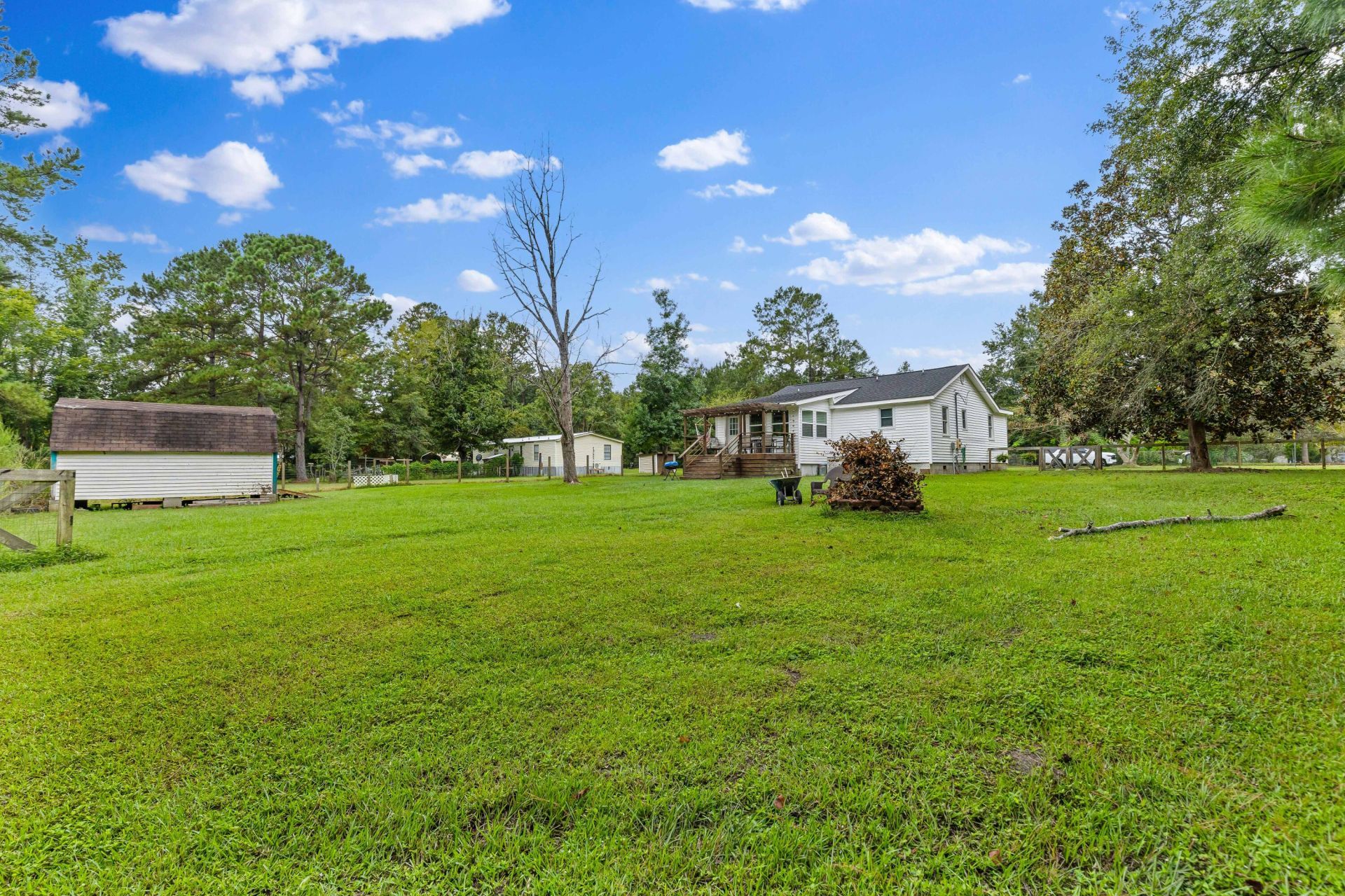 760 Coral Acres Drive Photo 21
