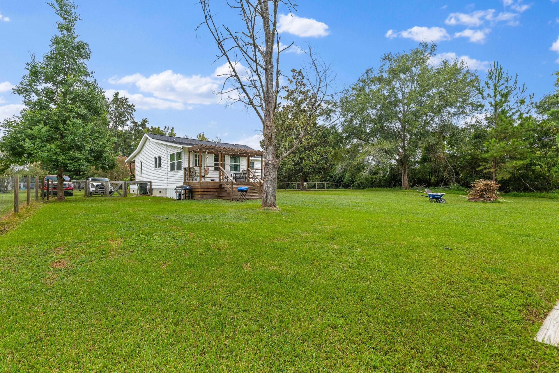 760 Coral Acres Drive Photo 22