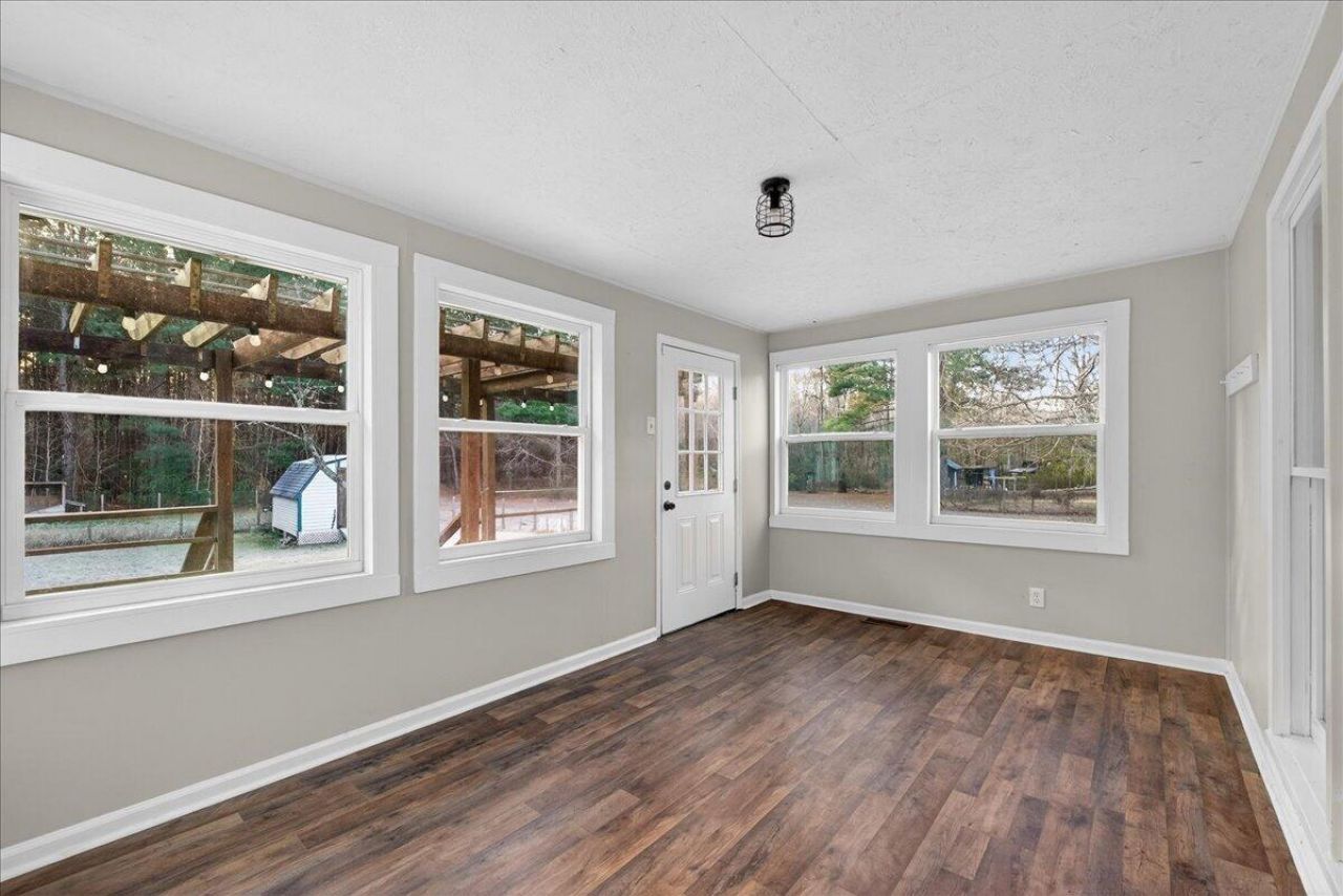 760 Coral Acres Drive Photo 9