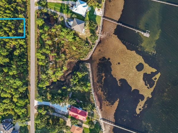 5506 Soundside Drive, Gulf Breeze, FL 32563