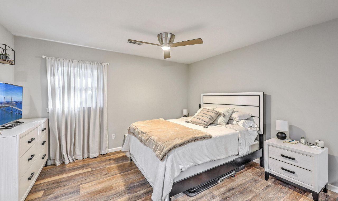 2477 Swallow Drive Photo 17