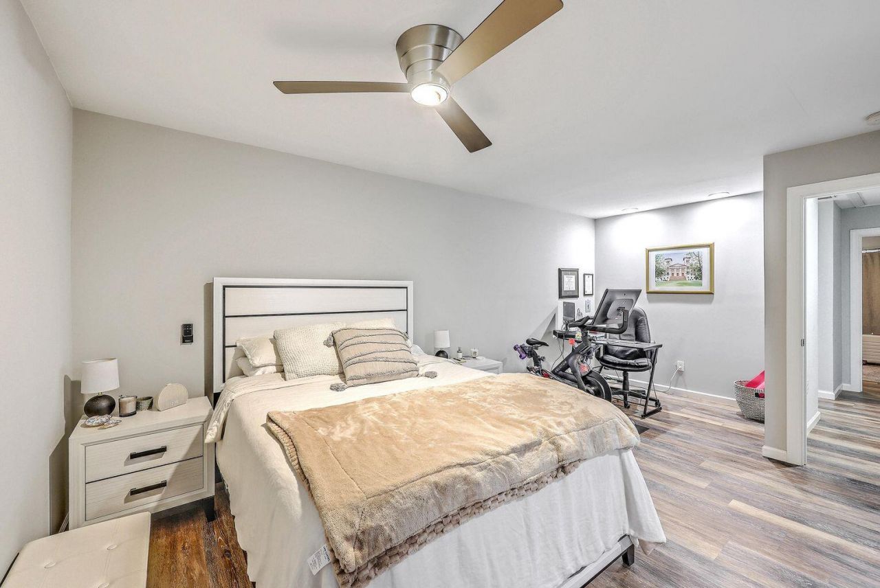 2477 Swallow Drive Photo 18