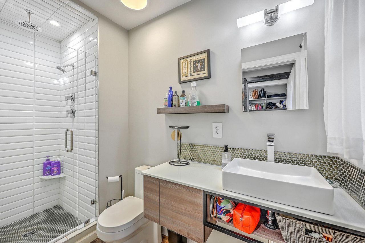 2477 Swallow Drive Photo 21