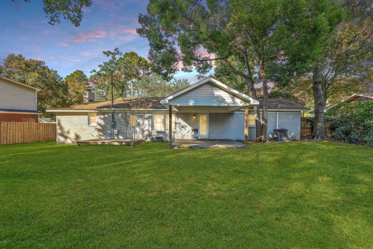 2477 Swallow Drive Photo 26