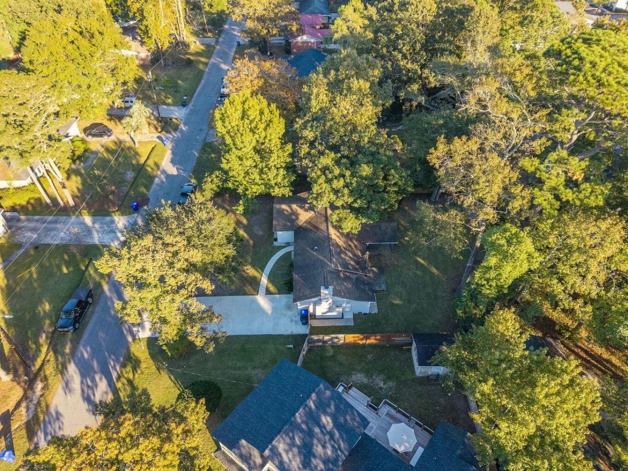 2477 Swallow Drive Photo 33