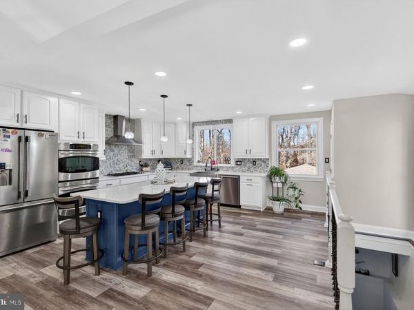 74 YEW ROAD, ESSEX, MD 21221