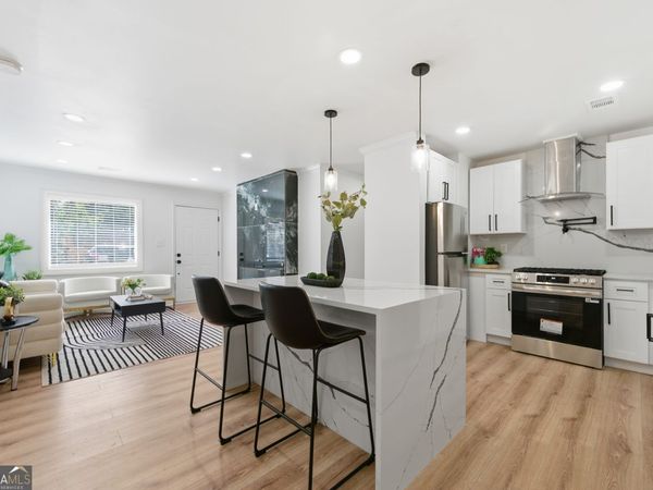 2541 Santa Barbara Drive NW, Atlanta, GA 30318