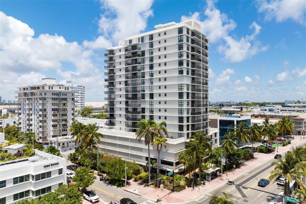 1800 Collins Ave, Unit 19C, Miami Beach, FL 33139 Photo