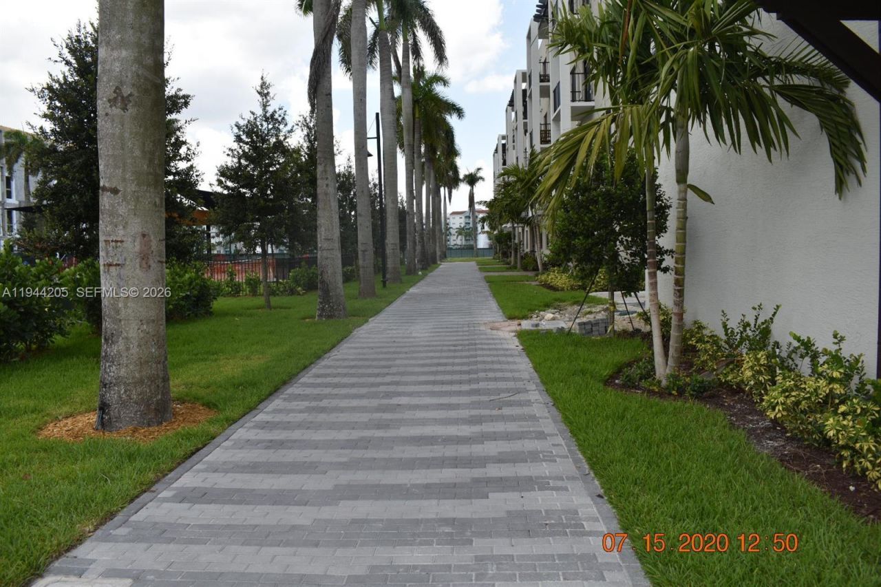 4640 NW 84th Ave , Unit 16, Doral, FL 33166 Photo