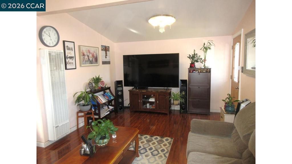 2106 2106 Alfreda Blvd, San Pablo, CA 94806 Main Photo