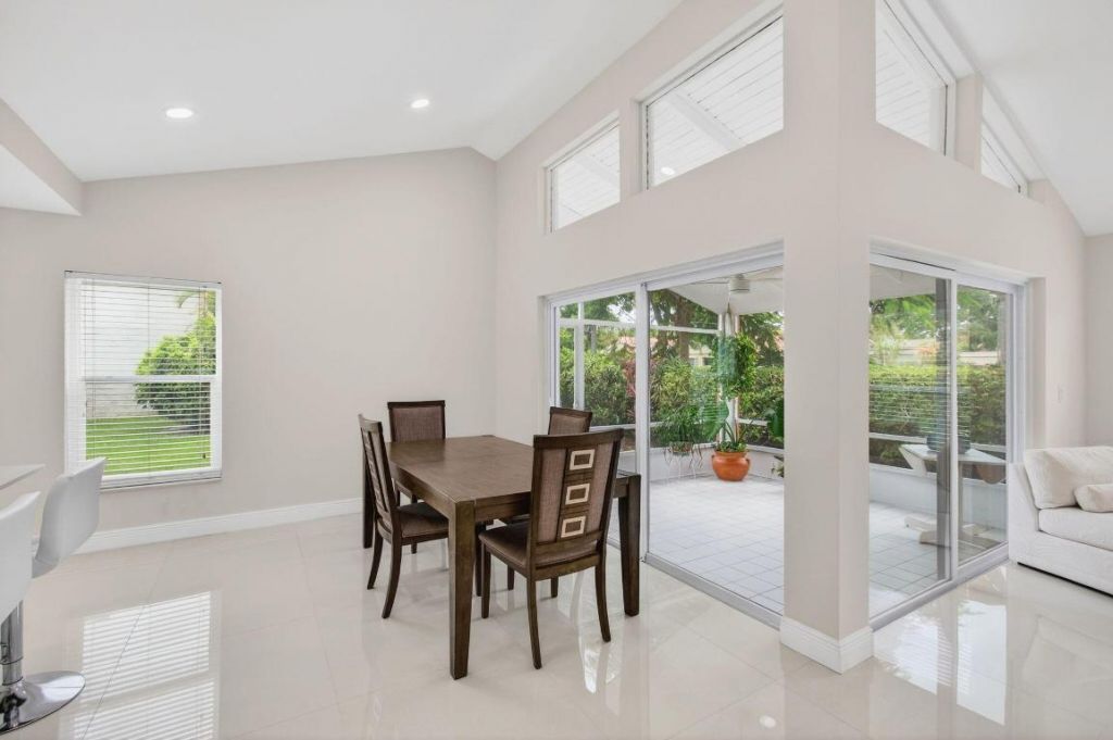5735 Lakeview Mews Circle, Boynton Beach, FL 33437 Photo