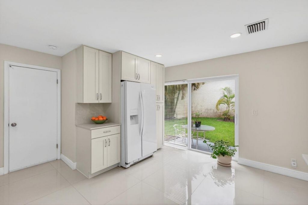 5735 Lakeview Mews Circle, Boynton Beach, FL 33437 Photo
