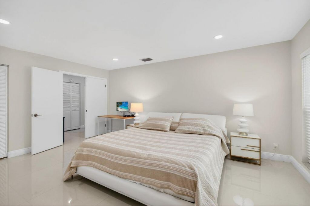 5735 Lakeview Mews Circle, Boynton Beach, FL 33437 Photo