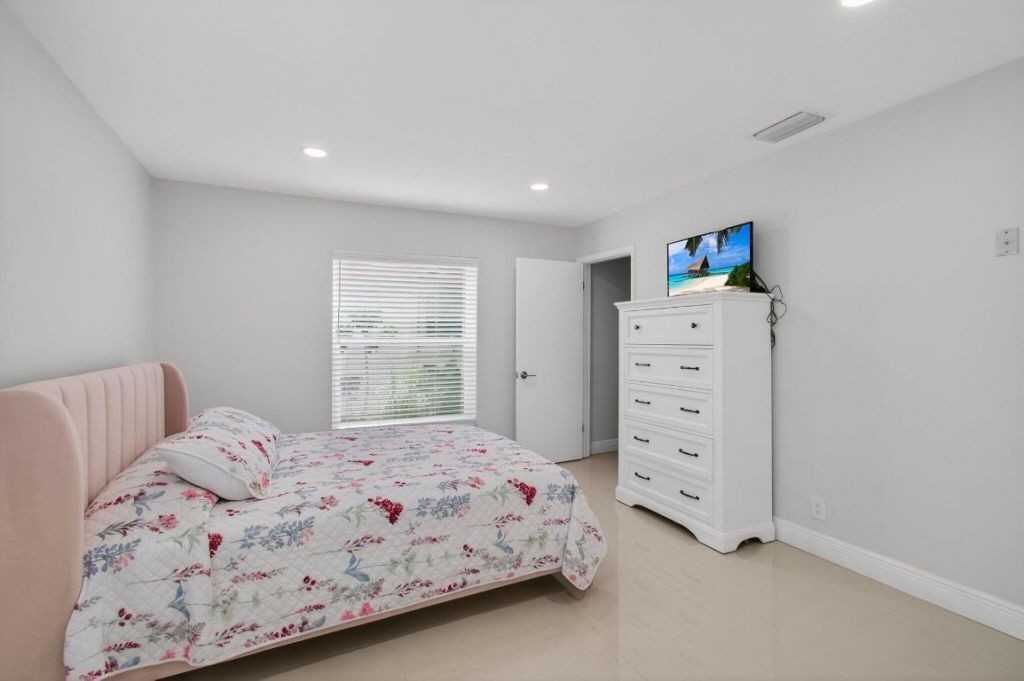 5735 Lakeview Mews Circle, Boynton Beach, FL 33437 Photo