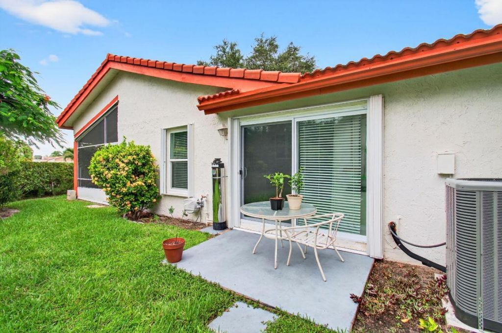 5735 Lakeview Mews Circle, Boynton Beach, FL 33437 Photo