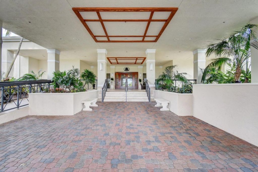 5735 Lakeview Mews Circle, Boynton Beach, FL 33437 Photo