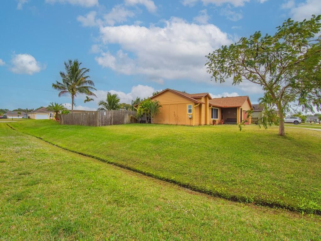 4401 SW Babylon Street, Port Saint Lucie, FL 34953 Photo