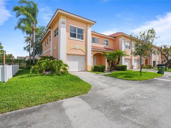 501 Talia Circle, Palm Springs, FL 33461