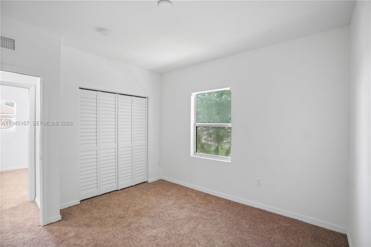 501 Talia Circle, Palm Springs, FL 33461 Photo