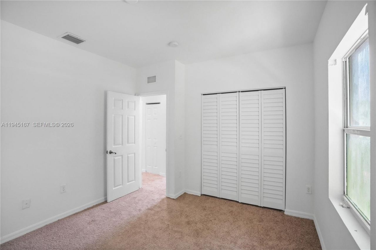 501 Talia Circle, Palm Springs, FL 33461 Photo