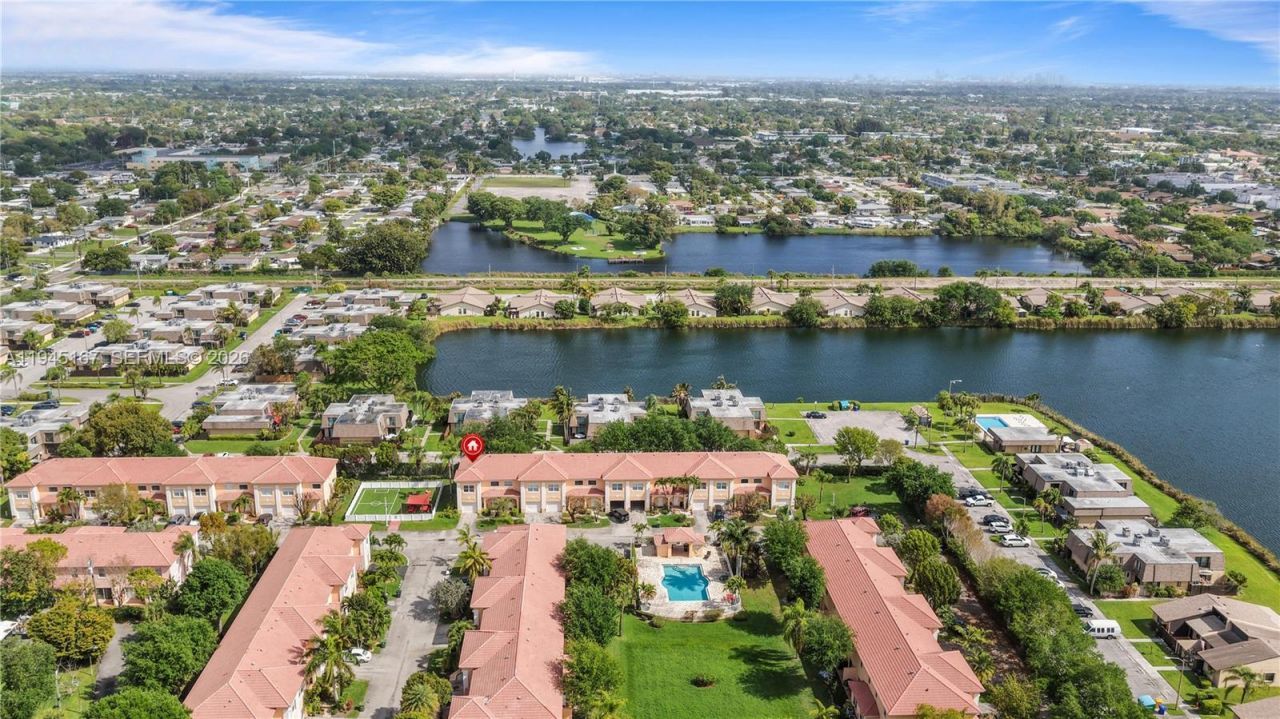 501 Talia Circle, Palm Springs, FL 33461 Photo