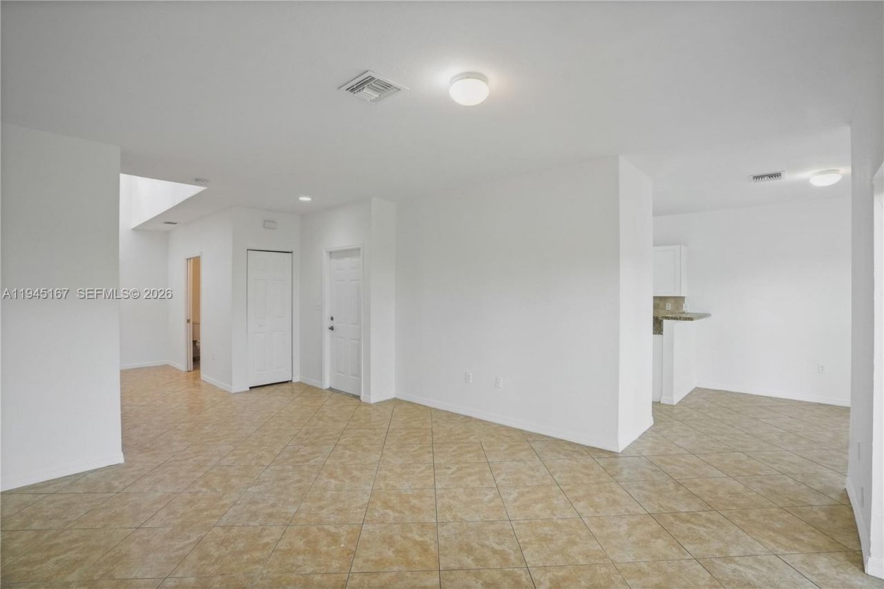 501 Talia Circle, Palm Springs, FL 33461 Photo