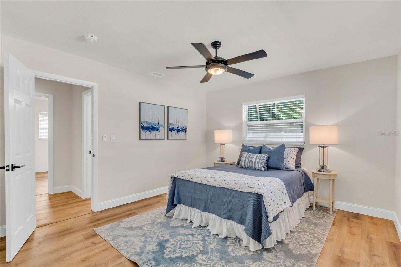 1825 Shore Acres Blvd Ne, Saint Petersburg, FL 33703 Photo