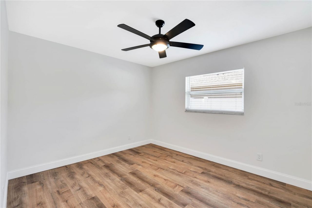 1825 Shore Acres Blvd Ne, Saint Petersburg, FL 33703 Photo