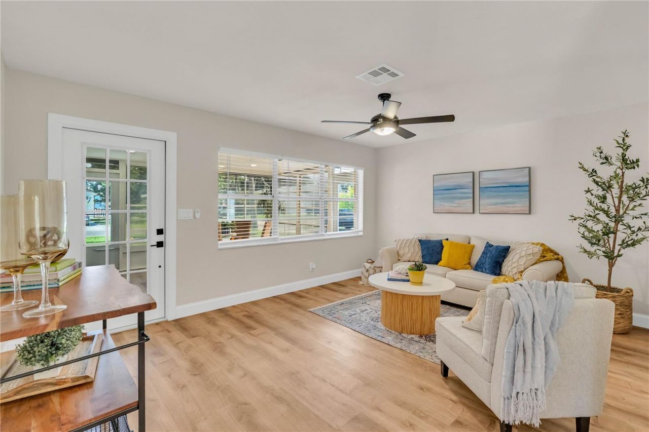 1825 Shore Acres Blvd Ne, Saint Petersburg, FL 33703 Photo