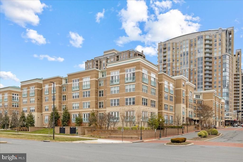 12000 Market Street, Unit 308, Reston, VA 20190 Main Photo