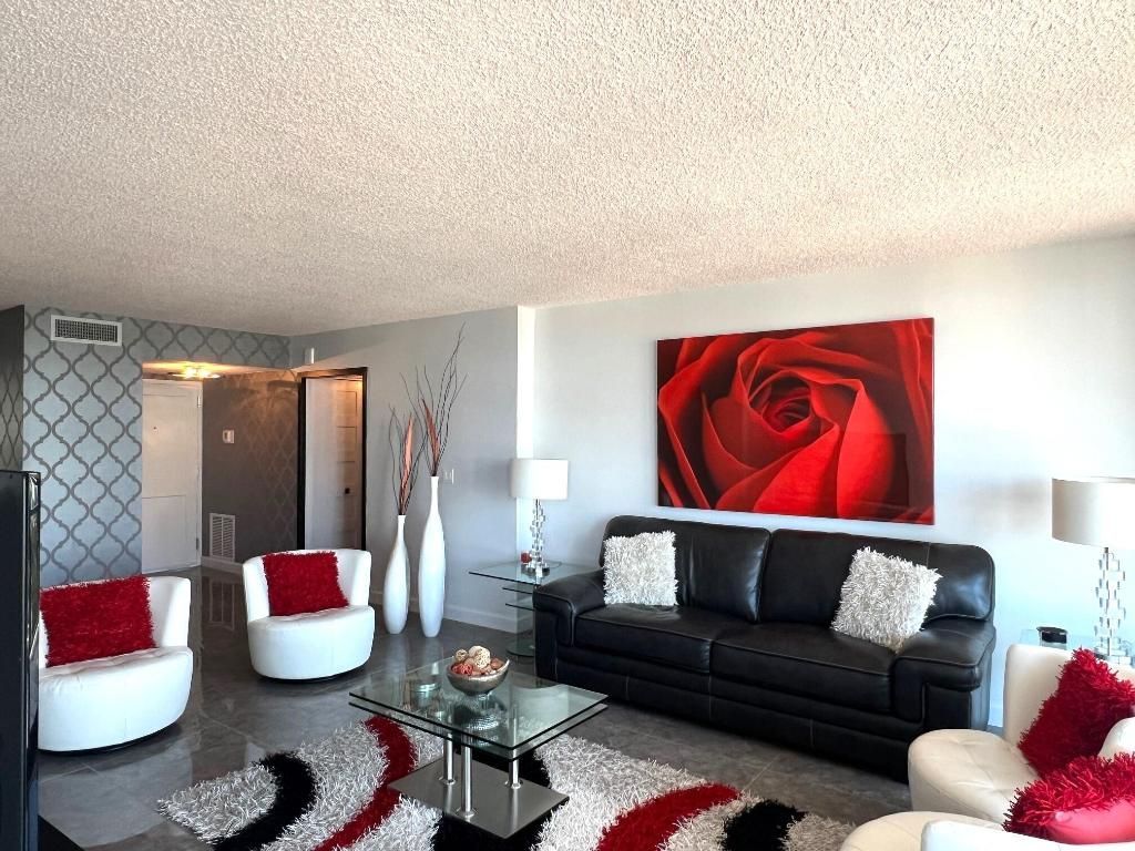 3400 N Ocean Drive, Unit 905, Singer Island, FL 33404 Photo