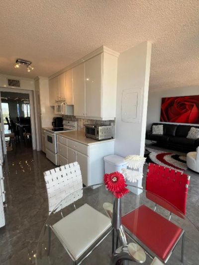 3400 N Ocean Drive, Unit 905, Singer Island, FL 33404 Photo