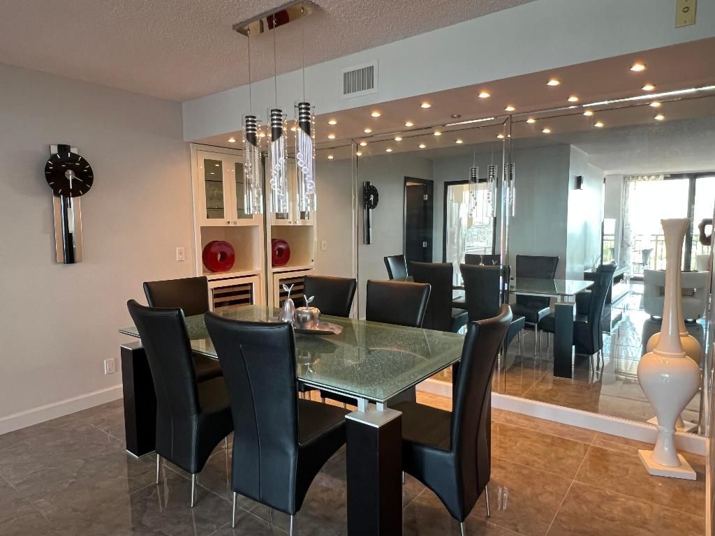 3400 N Ocean Drive, Unit 905, Singer Island, FL 33404 Photo