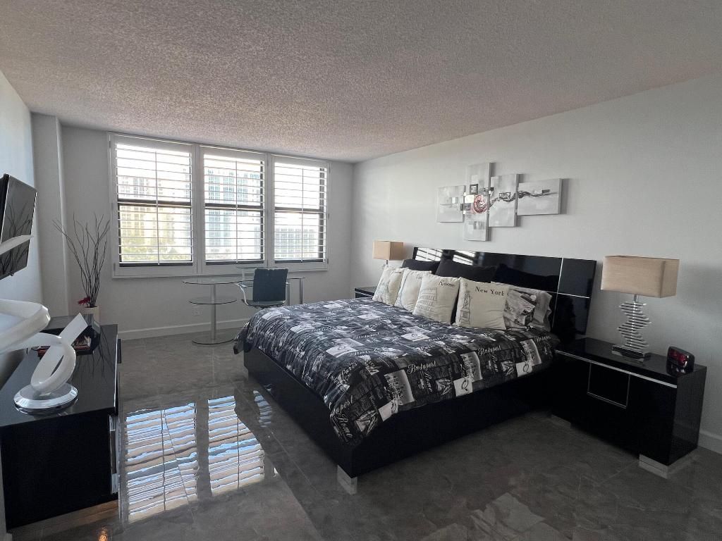 3400 N Ocean Drive, Unit 905, Singer Island, FL 33404 Photo