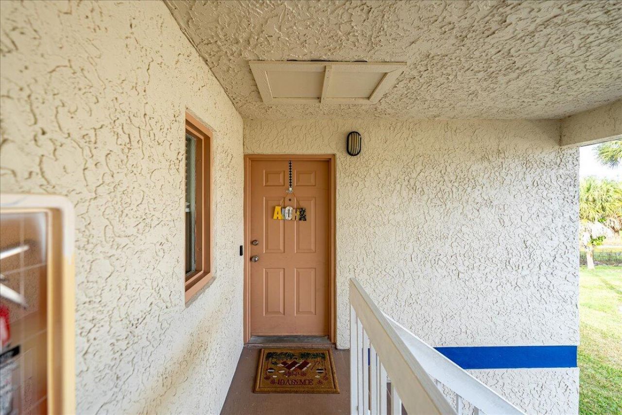 1506 SE Royal Green Circle, Unit 204, Port Saint Lucie, FL 34952 Photo